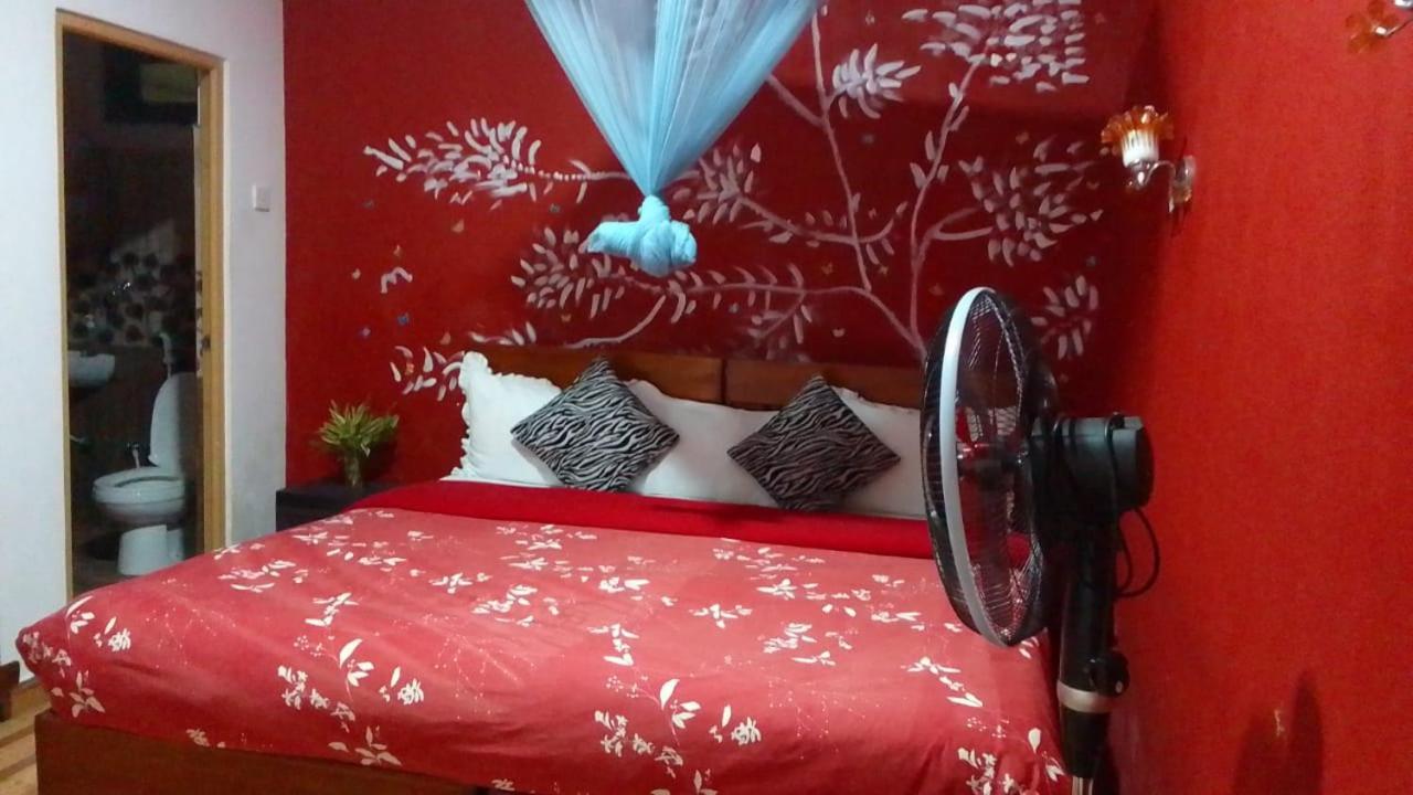 Secret Nest Homestay Ella Esterno foto