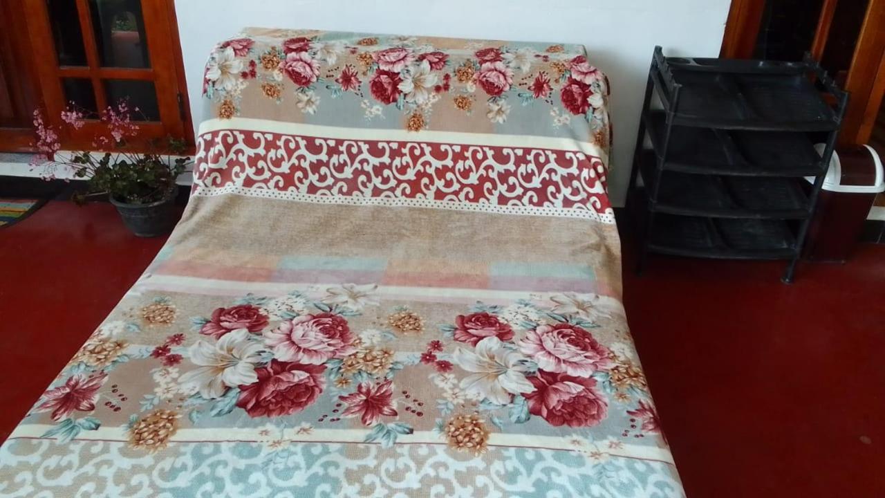 Secret Nest Homestay Ella Esterno foto