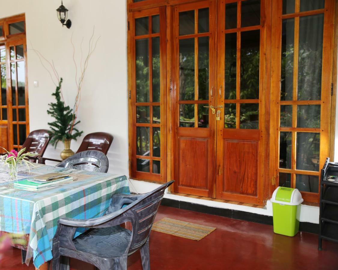 Secret Nest Homestay Ella Esterno foto