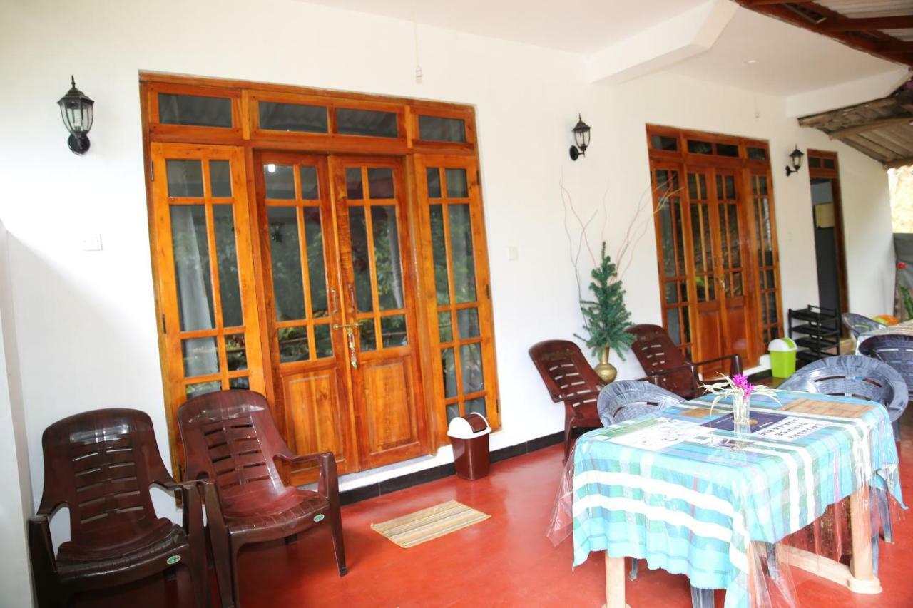 Secret Nest Homestay Ella Esterno foto